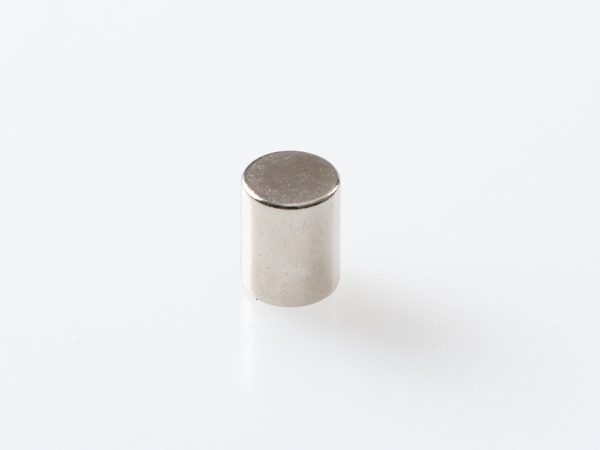Neodymium disc magnet 4 mm diameter, 5 mm height